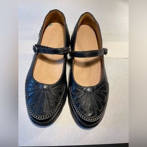 Dr Comfort brand Diabetic shoes 11 never worn